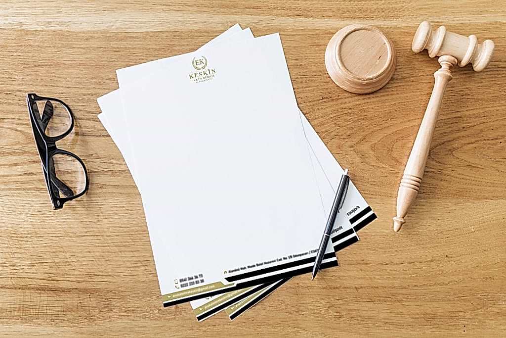 Hukuk büroları için profesyonel UYAP antet ve kurumsal kimlik tasarımı